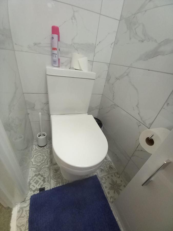 Mari London Holiday Room Ilford Ngoại thất bức ảnh